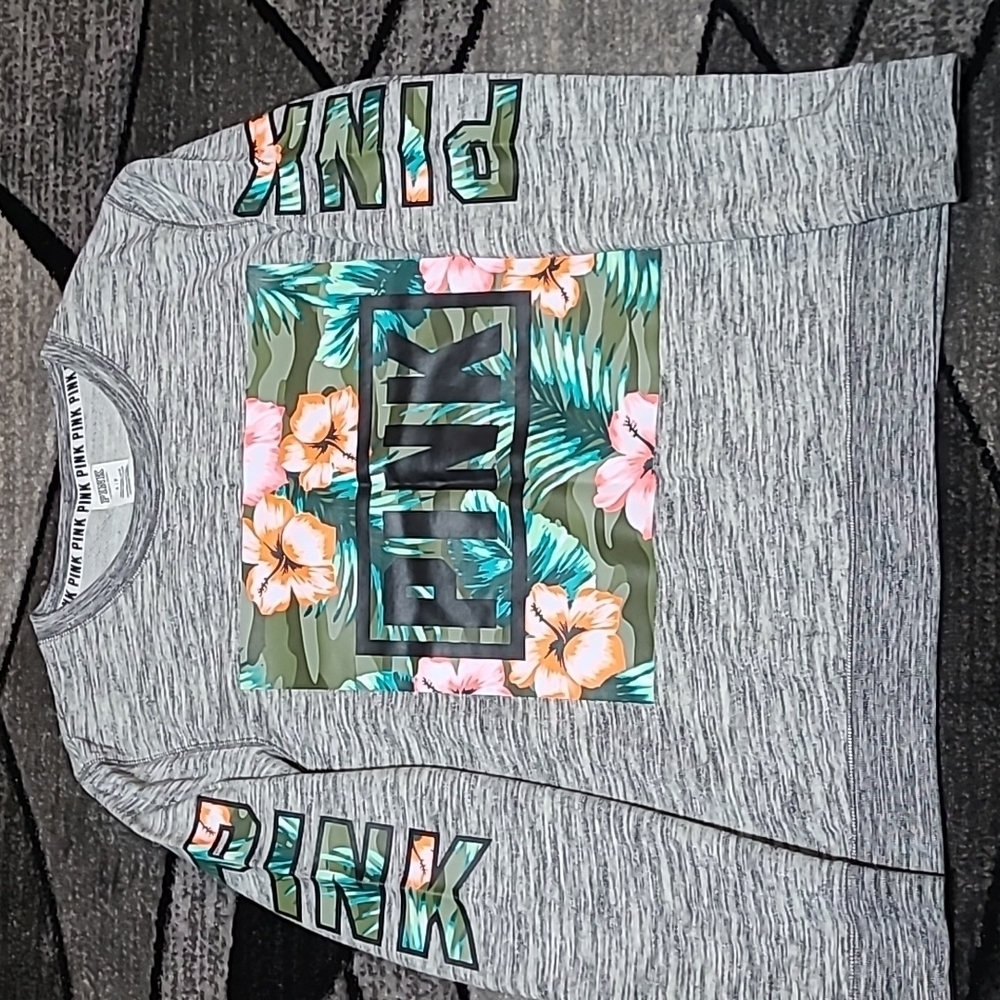 NWOT VS PINK 2015 Tropical Floral Cew Sweatshirt PRICE FIRM